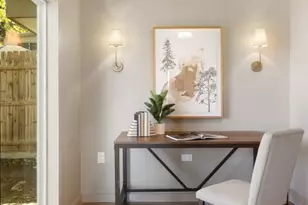 1505 Summit St, Austin, TX 78741 - Photo 18