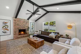 1505 Summit St, Austin, TX 78741 - Photo 6