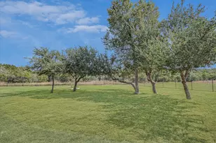 1861 Nature View Loop, Driftwood, TX 78619 - Photo 36