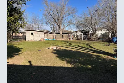 1204 Aransas Street, Lockhart, TX 78644 - Photo 16