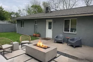 1400 Southport Dr, Austin, TX 78704 - Photo 2