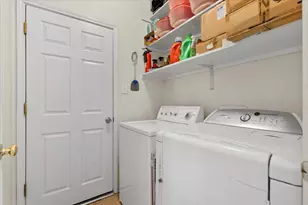 112 Flinn St, Hutto, TX 78634 - Photo 26