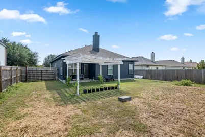 112 Flinn Street, Hutto, TX 78634 - Photo 6