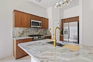 1000 Woodview Dr, Georgetown, TX 78628 - Photo 10
