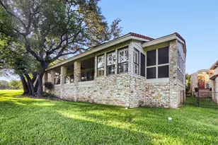 208 Crescent Bluff, Lakeway, TX 78734 - Photo 26