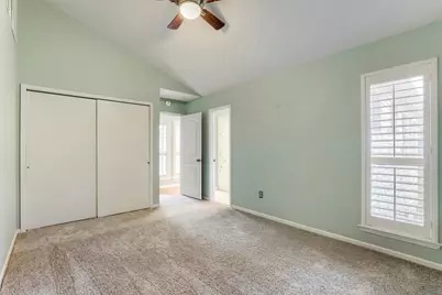 208 Crescent Bluff, Lakeway, TX 78734 - Photo 20