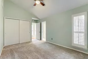 208 Crescent Bluff, Lakeway, TX 78734 - Photo 20