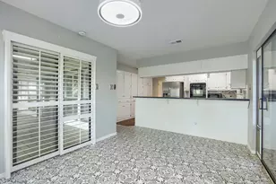 208 Crescent Bluff, Lakeway, TX 78734 - Photo 10