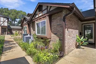 7406 Shadow Hill Dr, Austin, TX 78731 - Photo 2