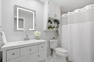 7406 Shadow Hill Dr, Austin, TX 78731 - Photo 16