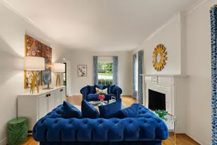 1015 Gaston Ave, Austin, TX 78703 - Photo 4