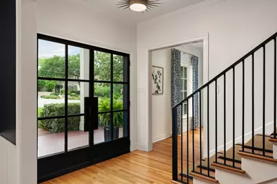 1015 Gaston Avenue, Austin, TX 78703 - Photo 2