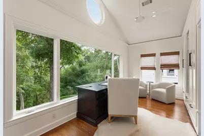 1015 Gaston Avenue, Austin, TX 78703 - Photo 20