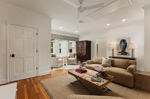 1015 Gaston Ave, Austin, TX 78703 - Photo 22