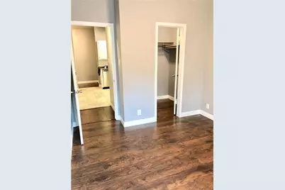 2414 Longview Street #303, Austin, TX 78705 - Photo 18