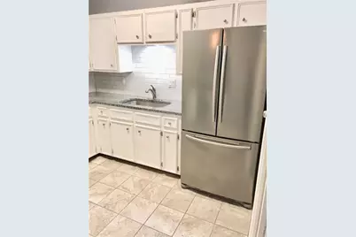 2414 Longview Street #303, Austin, TX 78705 - Photo 12