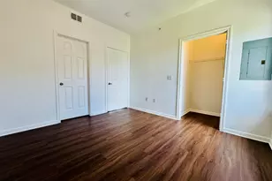 2320 Gracy Farms Ln, Austin, TX 78758 - Photo 14