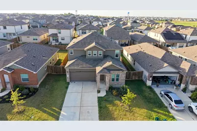 112 Perfect World Loop, Jarrell, TX 76537 - Photo 2