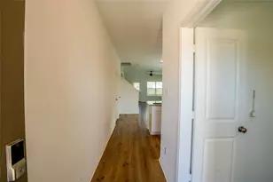 112 Perfect World Loop, Jarrell, TX 76537 - Photo 12