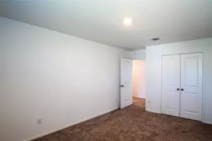 112 Perfect World Loop, Jarrell, TX 76537 - Photo 32