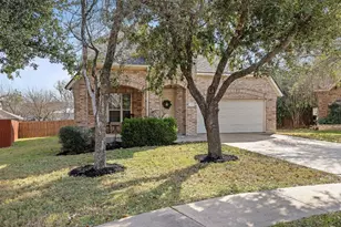 722 Tom Kite Dr, Round Rock, TX 78664 - Photo 2