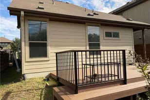 2001 Faro Dr, Austin, TX 78741 - Photo 32