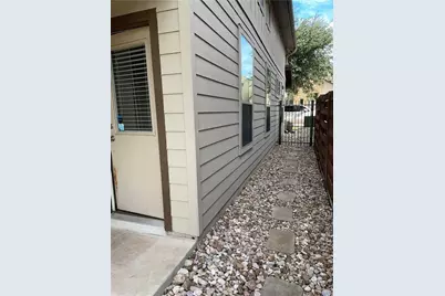 2001 Faro Drive #9, Austin, TX 78741 - Photo 24