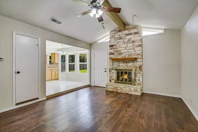 1307 Dove Haven Drive, Pflugerville, TX 78660 - Photo 4