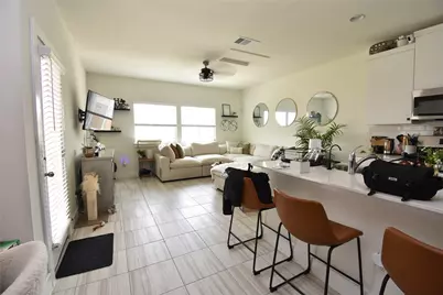 331 Alamar Knot Way #208, Georgetown, TX 78626 - Photo 2