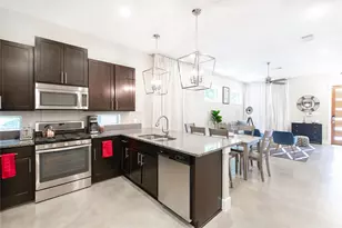 614 Terrell Hill Dr, Austin, TX 78704 - Photo 2