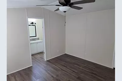 2807 Lone Tree Road, Victoria, TX 77901 - Photo 6