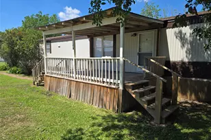 2807 Lone Tree Rd, Victoria, TX 77901 - Photo 4