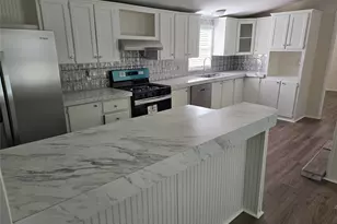 2807 Lone Tree Rd, Victoria, TX 77901 - Photo 1