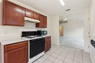 116 Blue Ridge Trail, Elgin, TX 78621 - Photo 12