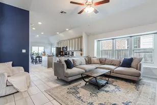 372 Spinnaker Loop, Kyle, TX 78640 - Photo 4