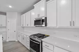 4712 Plum Peach Bend, Austin, TX 78723 - Photo 10