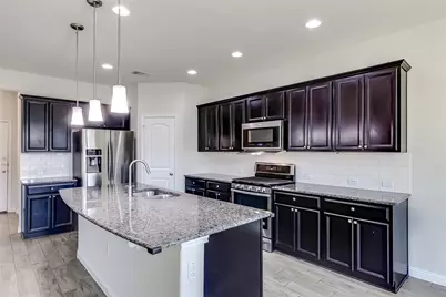 1005 Cold Bear Cove, Austin, TX 78748 - Photo 10