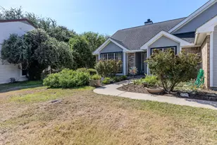703 Post Oak Cir, Cedar Park, TX 78613 - Photo 2