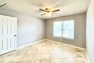 13242 Kerrville Folkway, Austin, TX 78729 - Photo 26