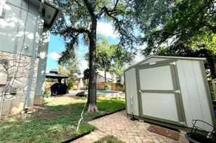 13242 Kerrville Folkway, Austin, TX 78729 - Photo 14