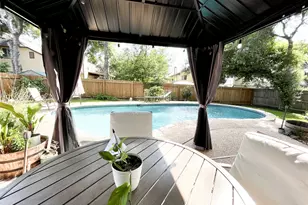 13242 Kerrville Folkway, Austin, TX 78729 - Photo 4