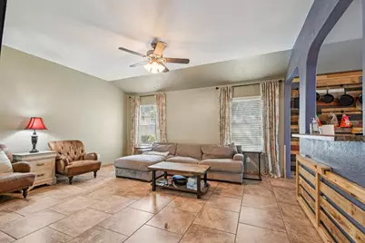 209 Wisteria Way, San Marcos, TX 78666 - Photo 4