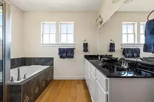 2201 Zach Scott St, Austin, TX 78723 - Photo 18