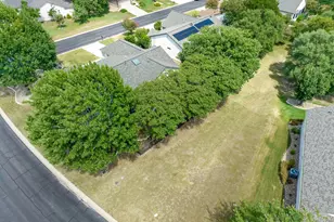101 Vinca Dr, Georgetown, TX 78633 - Photo 36