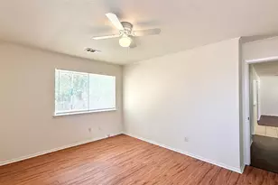 10105 Oak Hollow Dr, Austin, TX 78758 - Photo 14