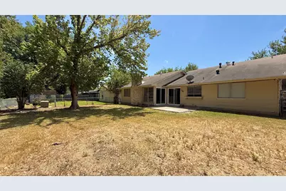 10105 Oak Hollow Drive, Austin, TX 78758 - Photo 18