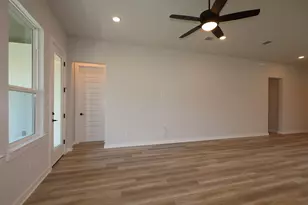 328 Marisol Bnd, Georgetown, TX 78626 - Photo 10