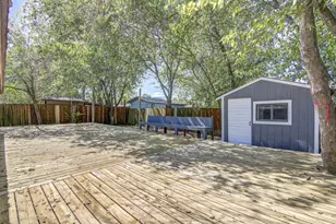 2513 Dovehill Dr, Austin, TX 78744 - Photo 14