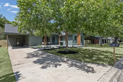 705 Campbell Street, Lockhart, TX 78644 - Photo 2