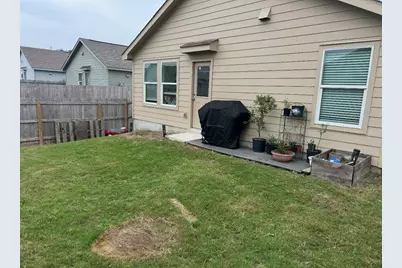 9227 Honey Mesquite, Seguin, TX 78155 - Photo 14